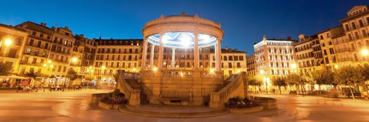 Explora la historia de España en Pamplona